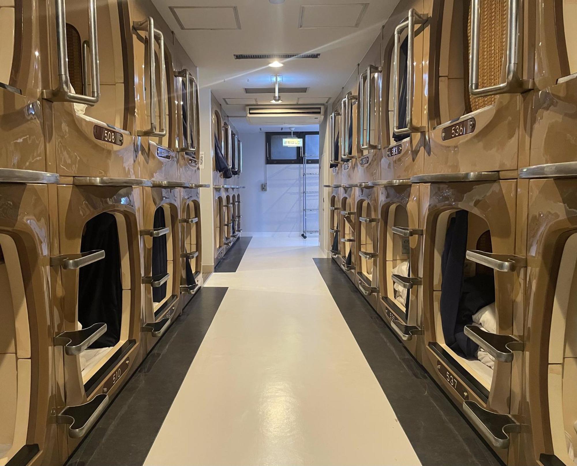 Capsule Inn Kinshicho — Photos 1